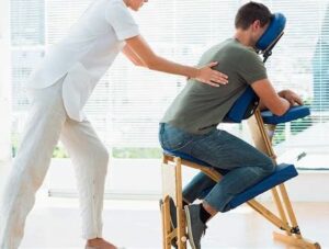 Photos illustrant atelier Massage assis